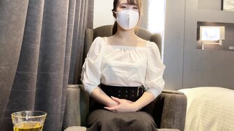 FC2PPV 2086669 G杯秘書背叛男友與上司啪啪啪 [Part 1]