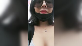 渣女下午山上勾引60多歲大爺野戰啪啪