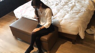 Hard fuck OL who moans so loudly