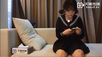 Mr Zhao went whoring: School uniform teen