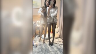 包臀窄裙黑白絲襪美腿姊妹任你操 不精盡人亡不罷休