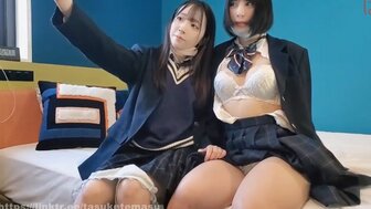 FC2PPV3190261 Threesome and creampie with two pretty best friend [Part1]