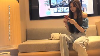 探花苗條身材長腿妹子 猛力狂操浪蕩騷叫雙腿發麻