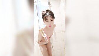thirsty woman puts the cock in her mouth and eats well