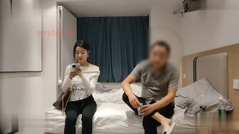 Hookup a hot woman who was a student, saying dirty word during sex