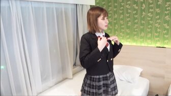 FC2PPV4098290 Creampie cute Japanese girl who wears school uniform