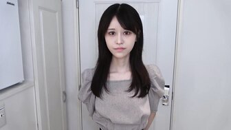 FC2PPV4203531 Sexy model with slender body is too lewd and cumshot in her hairless pussy[Part2]