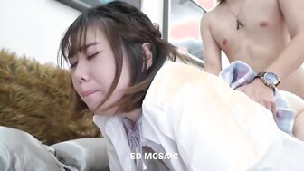 約炮3P純欲日系JK優衣醬膚白美乳無套內射白虎穴[2]