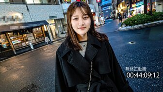 FC2PPV4372764 Pickup easy that when a beauty walk alone, cumshot in her pussy and her mouth