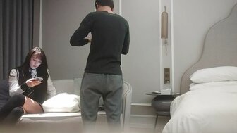 探花學生制服美女緊要關頭被查水錶