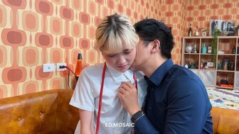 家庭教師忍不住對清純學生做出色色的事