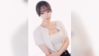 FC2PPV4500786 攝影師拍攝導彈級美乳小姐姐自慰 小穴極空虛需要肉棒填滿