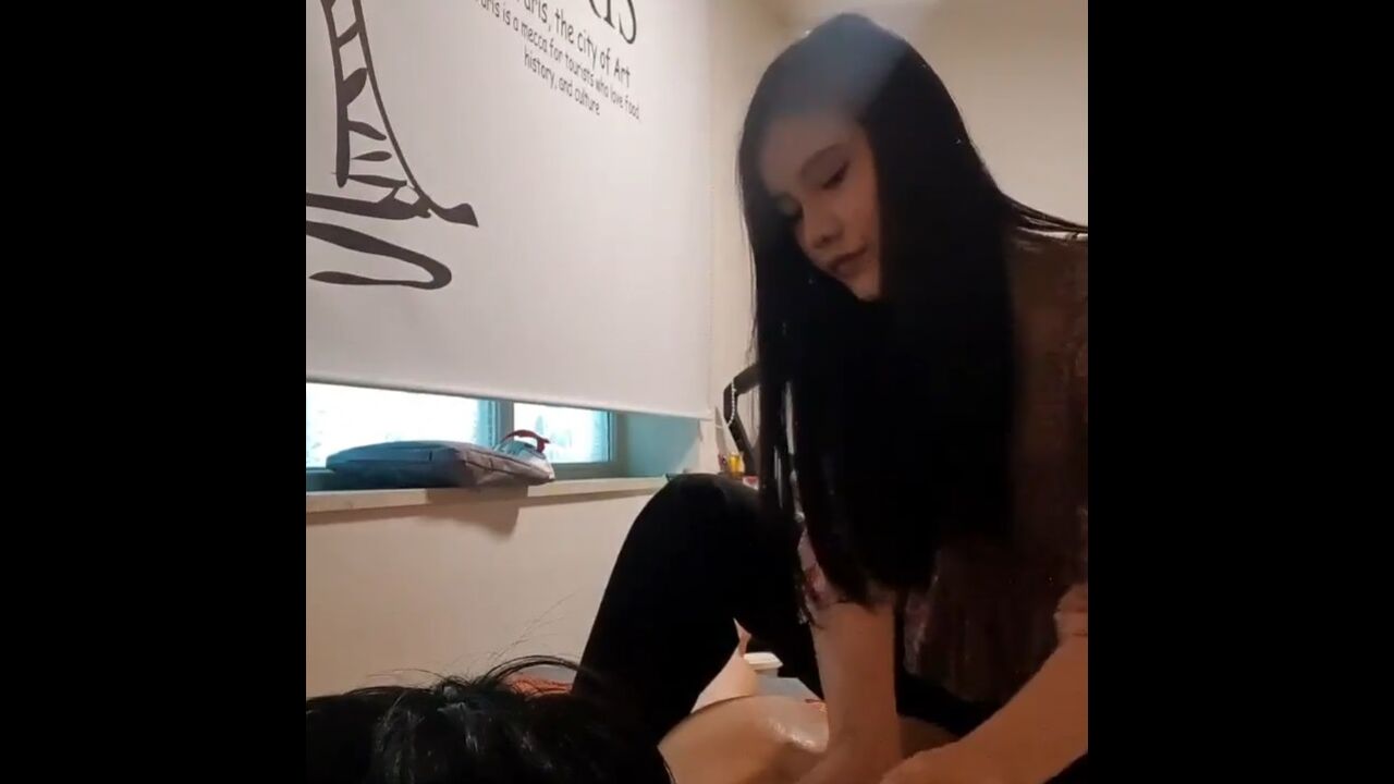 推油技師 massage at home 狂操!