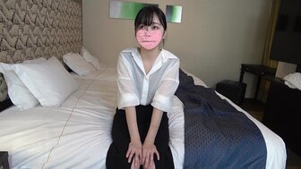 FC2PPV2585015 多人追求的白晢正妹 猛操一字白虎穴 [Part 1]