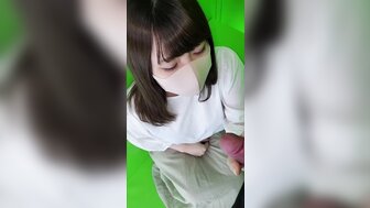 FC2PPV2648523 巨乳女子貼紙相機內啪啪