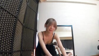 FC2PPV4515779 College student having a part-time job in massage shop, and was trained to be good at oral sex[Part1]