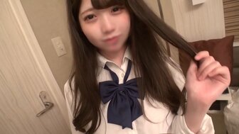 FC2PPV4528817 19歲美乳正妹用Tinder約炮賺錢 因為剛剛和男友分手了