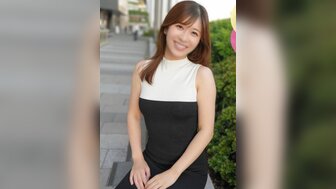 FC2PPV4538520 身體很色情的前主播小穴滴著淫水激烈纏綿