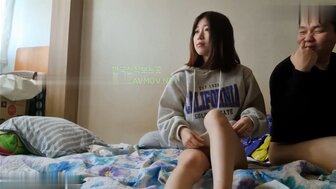 韓國肥宅軟磨硬泡才操到天菜正妹 當正妹慢慢享受時肥宅不爭氣射了