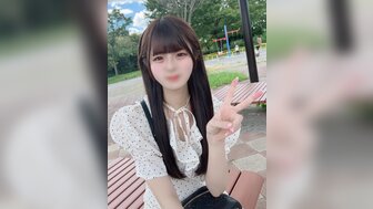 FC2PPV4568356 Innocent college student with little experience with men is easy to make her squirt orgasm