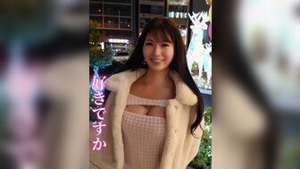 FC2PPV4604507 色氣女孩欲求不滿 美乳巨尻非常誘人