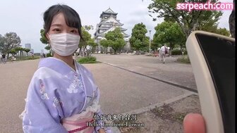 可愛美女穿著和服被搭訕到公廁啪啪被內射精液從小穴噴出來