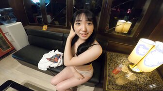 FC2PPV4638829 Seduce 18 years old college student having in front of camera