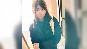 FC2PPV4660423 Took off a fair-skin girl's underwear and saw her hairy pussy, she was shy and said" dont watch, it's so embarrassed"