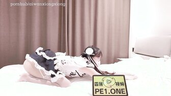 Support my slutty baby who is work hard training yoga