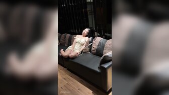 清純白嫩巨乳御姐主動騎乘呻吟聲不斷