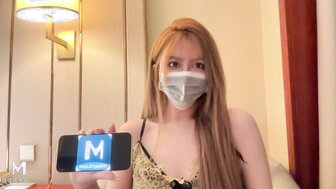 Hot girl with perfect body seduces deliveryman