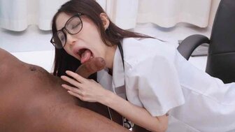 FC2PPV4790499 Horny doctor was caught masturbating by a black patient, having a intense sex and creampie