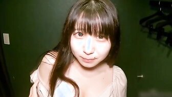FC2PPV4798777 在交友APP中認識的148cm高的F杯女孩 在網咖裡給我兩次口交深喉