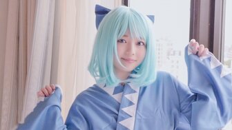 FC2PPV4825071 可愛Coser白虎小穴配搭純白過膝襪 在她的子宮深處內射懷孕