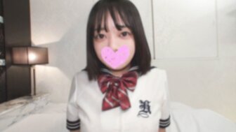 FC2PPV4835158 A woman in school uniform gave me oral sex on a hotel date