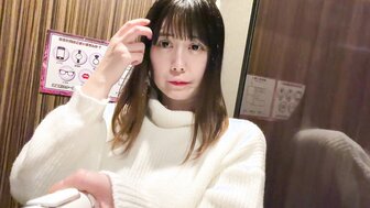 FC2PPV4842720 綠帽癖丈夫讓他的白晢豐滿美妻子給其他男人操並中量內射[Part1]