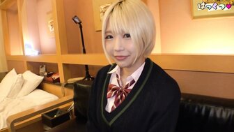 FC2PPV4879463 A voluptuous former idol trainee with short blonde hair ejaculated thick semen into her wet vagina.