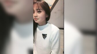 Fucking teen girl in KTV toilet[1]