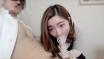 FC2PPV2749716 Fair-skin wife got squirting orgasm and her love juice squirted everywhere