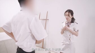 下班回家的空姐看黃片片自慰被人打斷 直接拿屌開操安慰