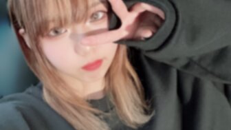 FC2PPV2793738 Pretty teen girl blowjob and swallow sperm in car