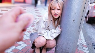 230ORECO052 Blonde hair pretty girl played remote vibrator on street and became horny