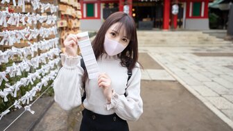 FC2PPV2926417 Fair-skin woman got creampie to release stress from taking care family