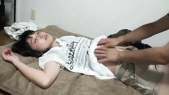 Fair-skin girl got pill then let man ruined