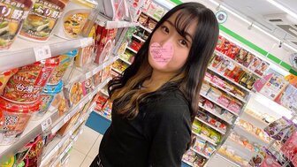 FC2PPV3112441 Innocent girl was so attractive that her hairless pussy got squirting orgasm by fingering[Part1]